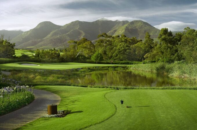 Unveiling Mauritius: The Quintessential Destination for Golf Holidays