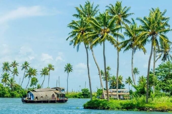 Kerala honeymoon packages